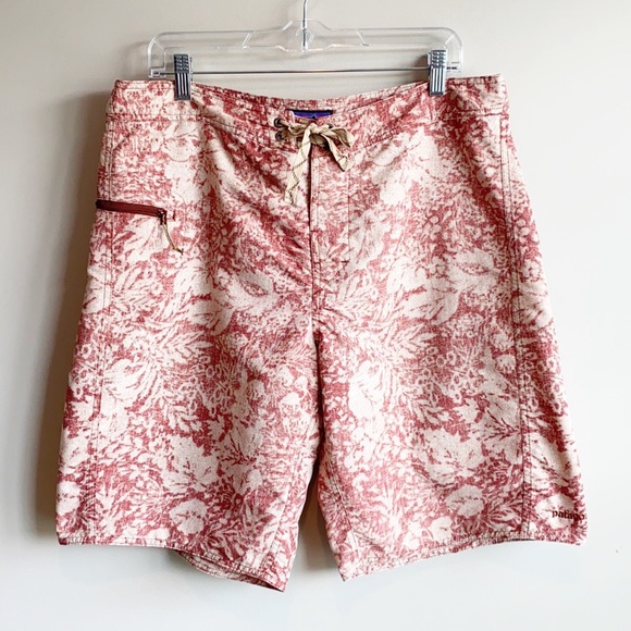 Patagonia Other - Patagonia Wavefarer boardshort Reverse Hawaiian